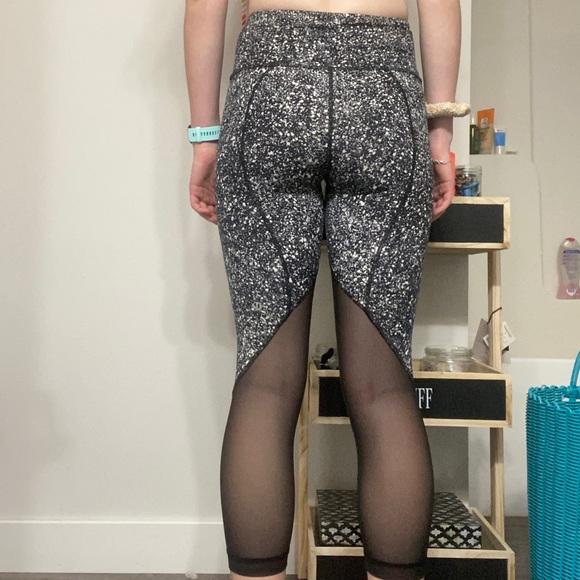 Lululemon leggings - Picture 3 of 3